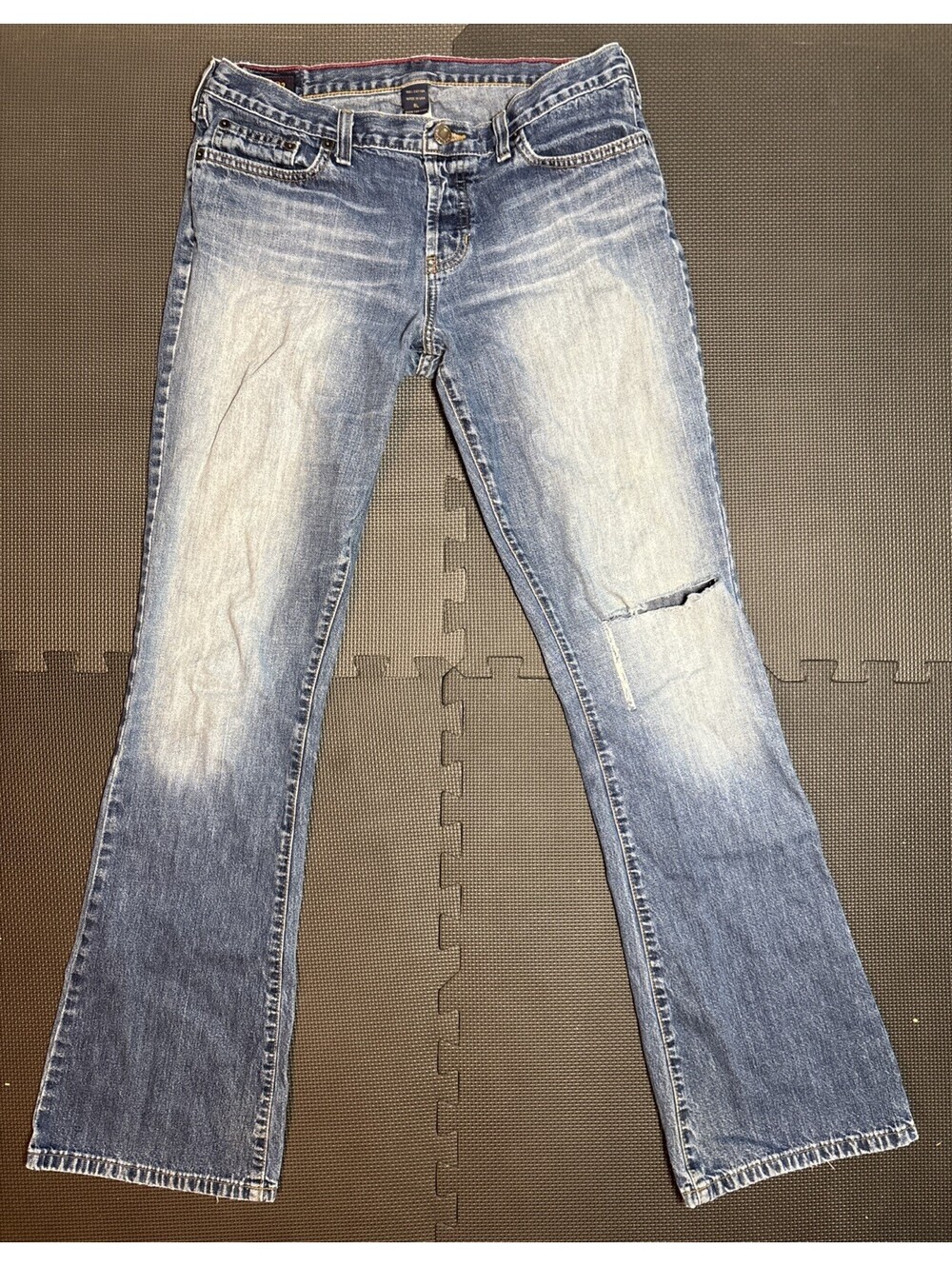 Abercrombie Fitch 90s Straight Bootcut Light Wash Denim Jeans Size 6L